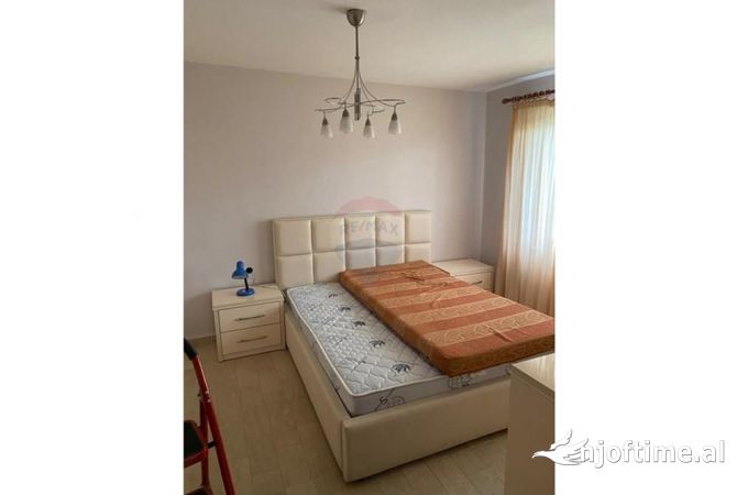 Shtepi me qera Apartament ne Tirane, 1+1, Mobilimi E mobiluar, Pagesa 37,000  Leke.