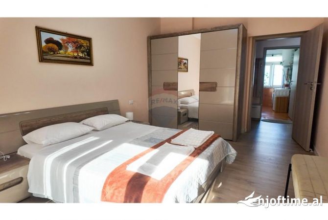 Shtepi me qera Apartament ne Tirane, 2+1, Mobilimi E mobiluar, Pagesa 700  Euro.