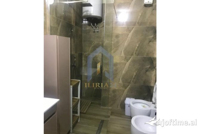 Shtepi me qera Apartament ne Tirane, 2+1, Mobilimi E mobiluar, Pagesa 650  Euro.