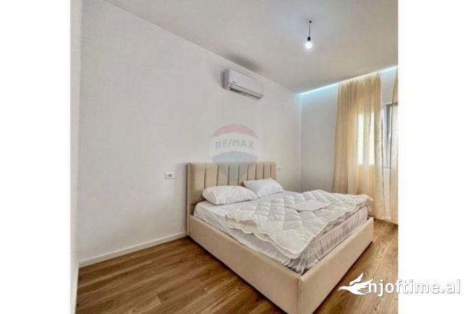 Shtepi me qera 2+1 ne Tirane - 700 Euro
