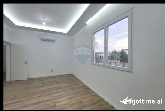 Shtepi me qera 2+1 ne Tirane - 700 Euro