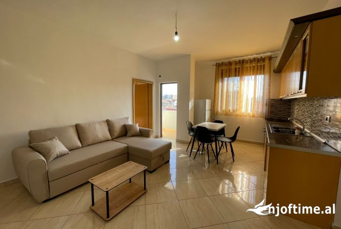 Shtepi me qera 2+1 ne Tirane - 500 Euro