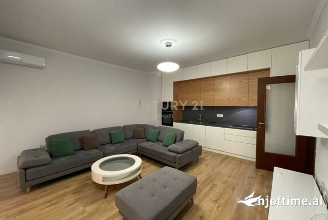 Jepet me Qira Apartament 2+1 te Liqeni i Thate!