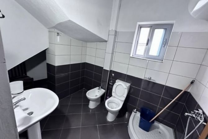 Shtepi me qera 1+1 ne Tirane - 300 Euro