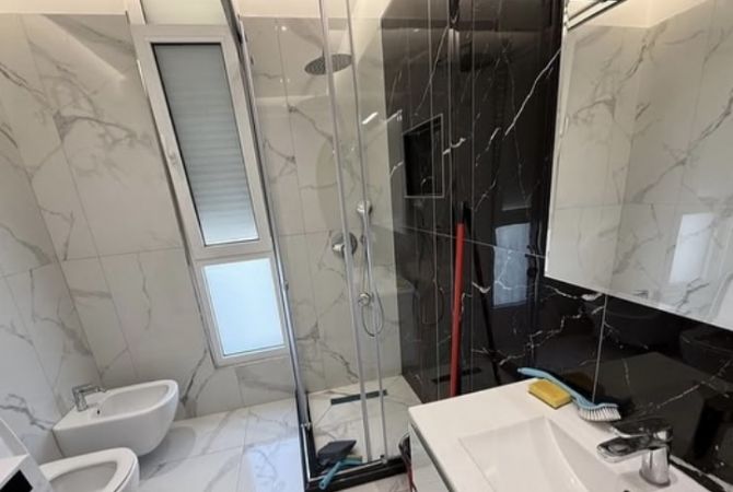 Shtepi me qera Apartament ne Tirane, 2+1, Mobilimi E mobiluar, Pagesa 700  Euro.