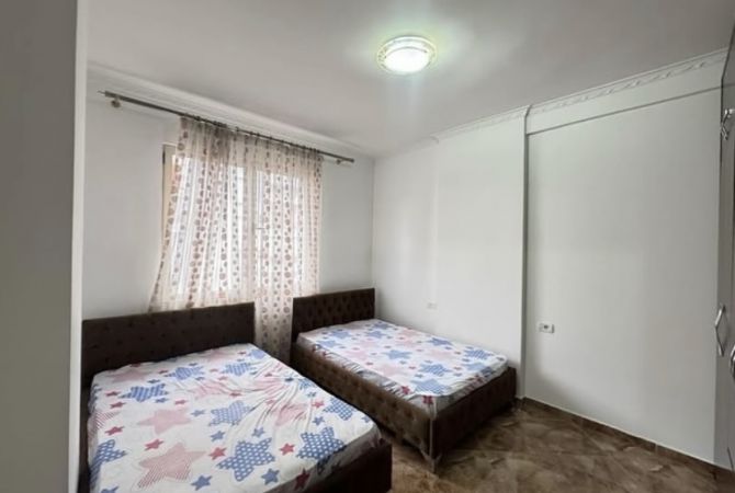 Shtepi me qera Apartament ne Tirane, 2+1, Mobilimi E mobiluar, Pagesa 500  Euro.