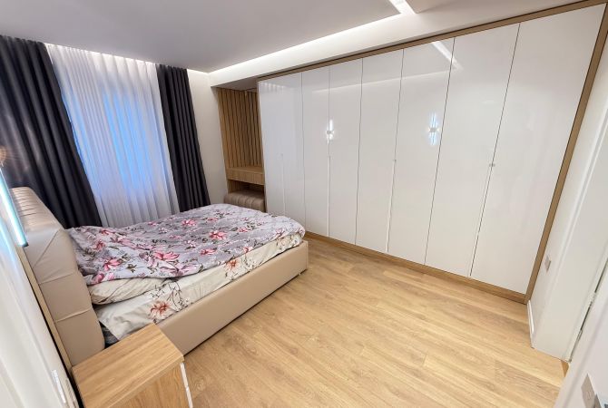 Shtepi ne shitje Apartament ne Tirane, 2+1, Mobilimi E mobiluar, Pagesa 300,000  Euro.