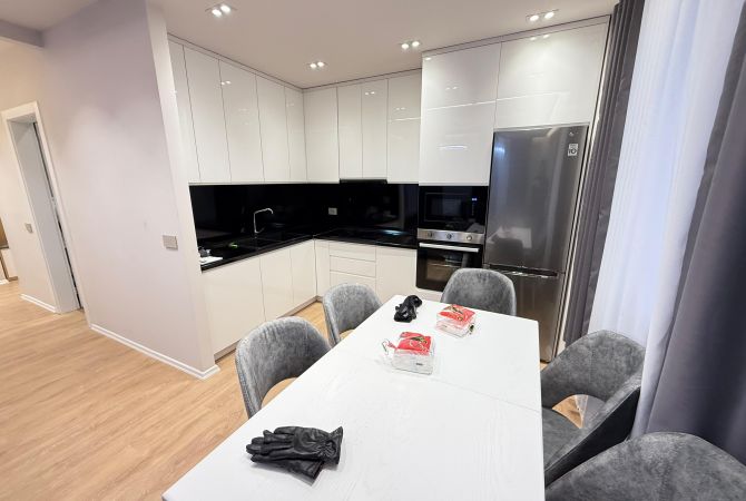 Shtepi ne shitje 2+1 ne Tirane - 300,000 Euro