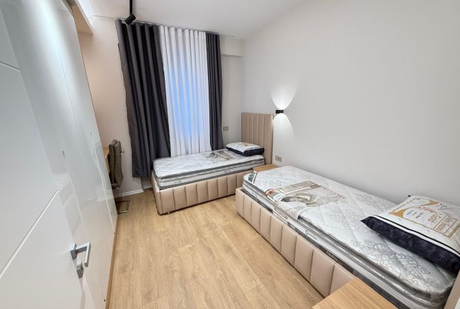 Shtepi ne shitje Apartament ne Tirane, 2+1, Mobilimi E mobiluar, Pagesa 300,000  Euro.