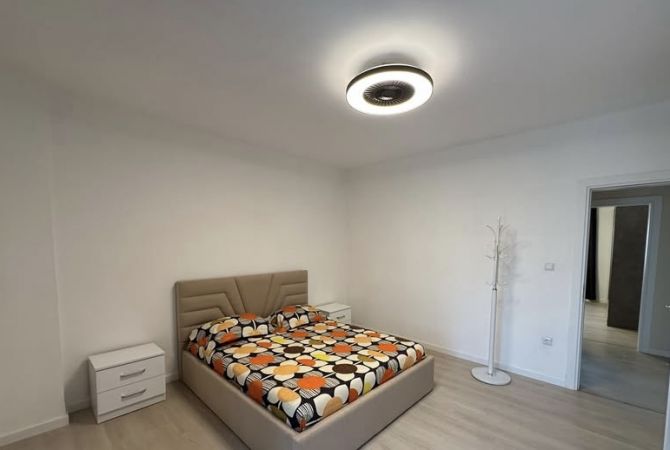 Jepet me qira apartament 2+1+2 tualete – Pallati me Shigjeta, Tirane