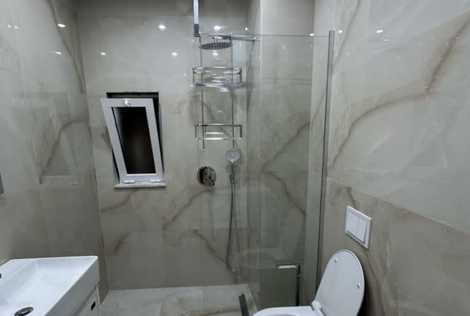 Jepet me qira apartament 2+1+2 tualete – Pallati me Shigjeta, Tirane