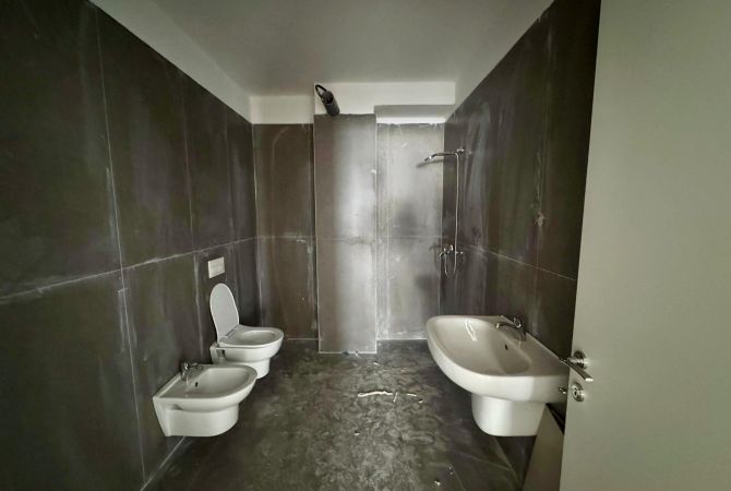 Shtepi me qera Apartament ne Tirane, 1+1, Mobilimi Bosh, pa mobiluar, Pagesa 650  Euro.