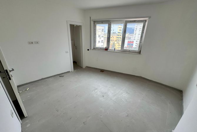 Shtepi me qera 2+1 ne Tirane - 700 Euro