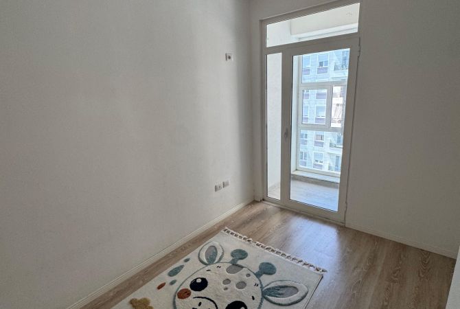 Shtepi me qera Apartament ne Tirane, 2+1, Mobilimi E mobiluar, Pagesa 650  Euro.