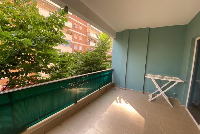 Shtepi me qera Apartament ne Tirane, 1+1, Mobilimi E mobiluar, Pagesa 600  Euro.