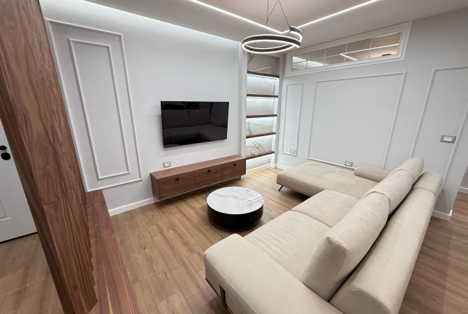 Shtepi me qera 2+1 ne Tirane - 800 Euro
