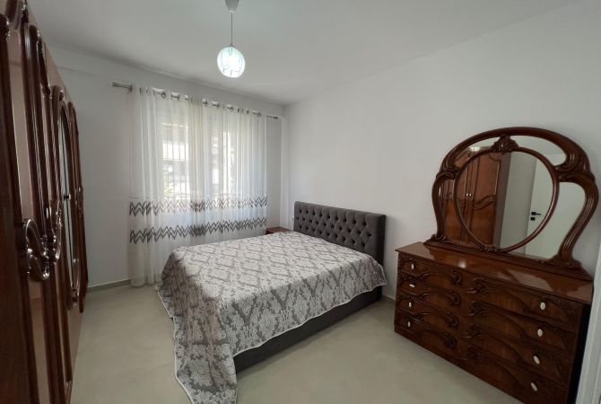 Shtepi me qera Apartament ne Tirane, 2+1, Mobilimi E mobiluar, Pagesa 600  Euro.