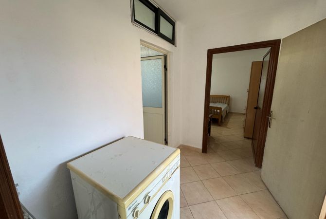 Shtepi me qera Apartament ne Tirane, 1+1, Mobilimi E mobiluar, Pagesa 350  Euro.