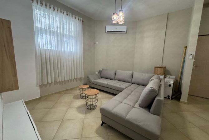 Casa in affitto 2+1 a Tirana - 300 Euro