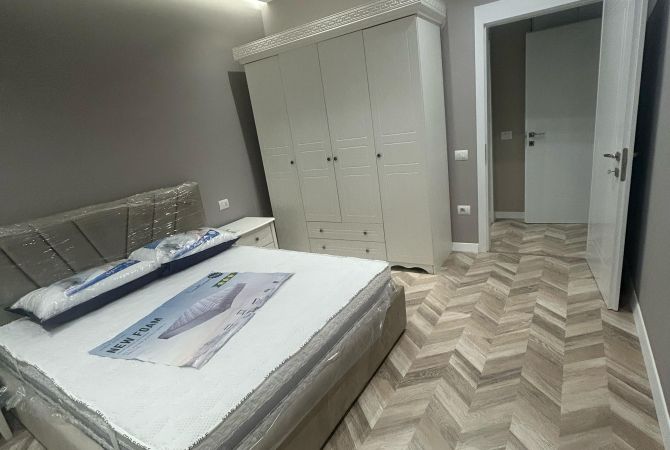 Shtepi me qera Apartament ne Tirane, 2+1, Mobilimi E mobiluar, Pagesa 1,200  Euro.