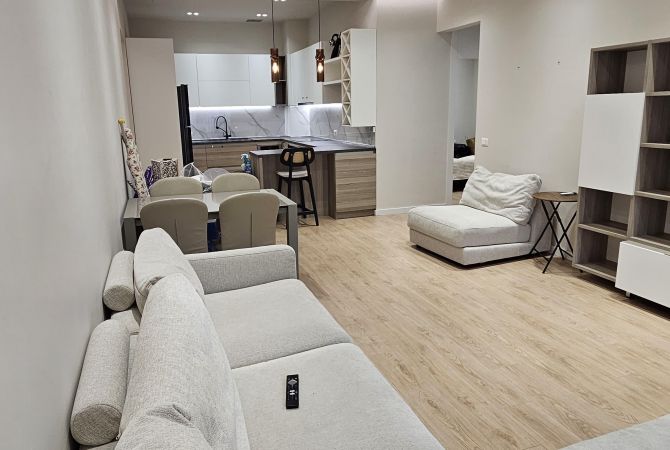 Shtepi ne shitje 3+1 ne Tirane - 320,000 Euro