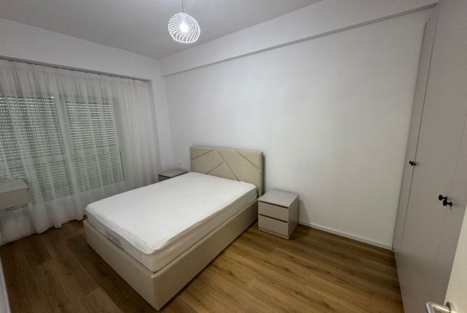 Shtepi me qera Apartament ne Tirane, 1+1, Mobilimi E mobiluar, Pagesa 400  Euro.