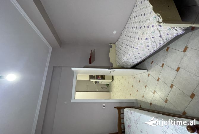 Shtepi me qera 2+1 ne Tirane - 350 Euro