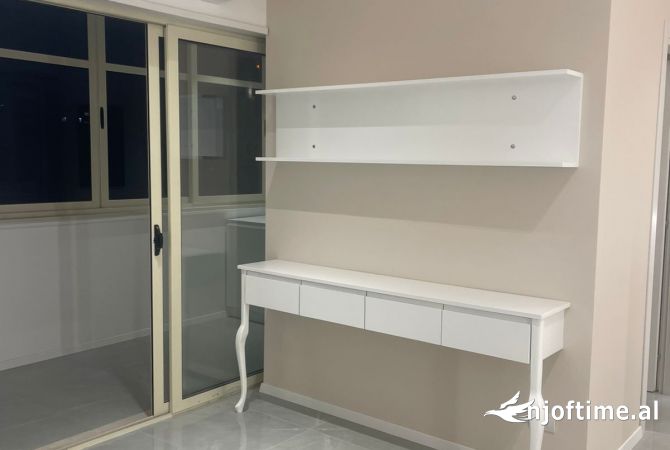 Ambient biznesi me qera 1+1 ne Tirane - 2,000 Euro