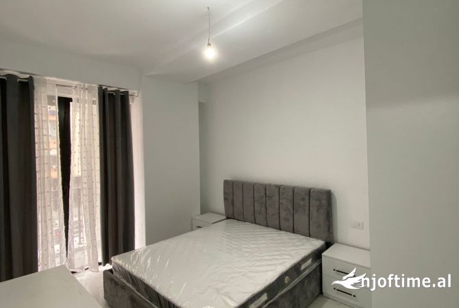 Shtepi me qera 2+1 ne Tirane - 500 Euro