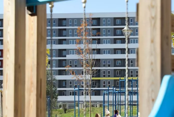 Shtepi ne shitje Apartament ne Tirane, 2+1, Mobilimi Bosh, pa mobiluar, Pagesa 104,000  Euro.