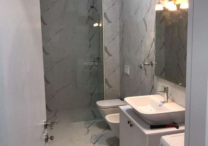Shtepi me qera 1+1 ne Tirane - 450 Euro