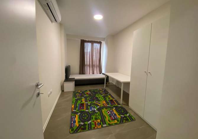 Shtepi me qera Apartament ne Tirane, 3+1, Mobilimi Pjeserisht e mobiluar, Pagesa 600  Euro.