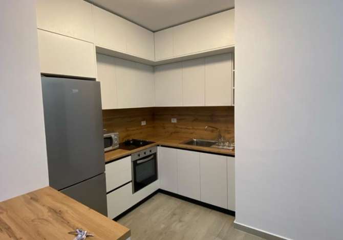 Shtepi me qera 2+1 ne Tirane - 450 Euro