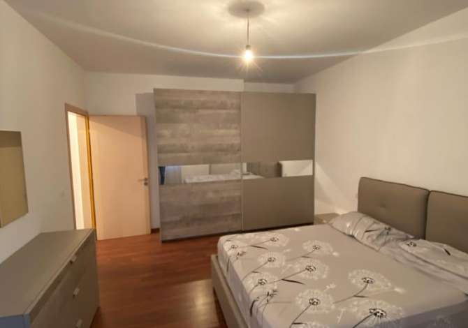 Shtepi me qera 2+1 ne Tirane - 450 Euro