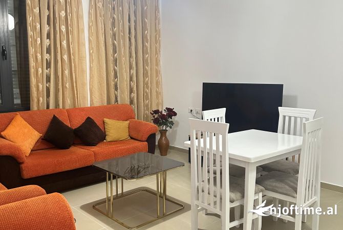 Shtepi me qera 1+1 ne Tirane - 400 Euro