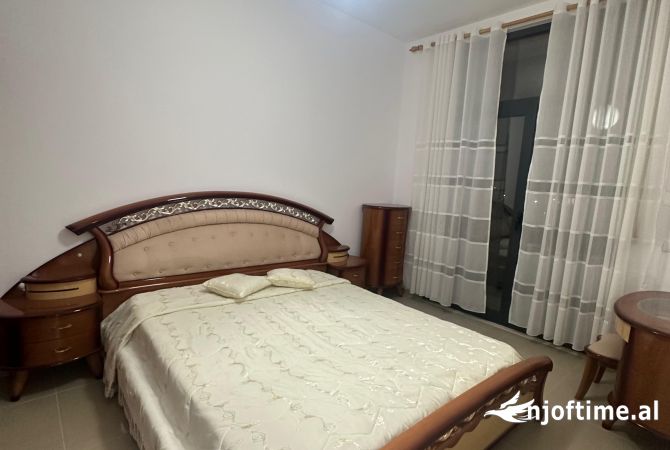 Shtepi me qera 1+1 ne Tirane - 400 Euro