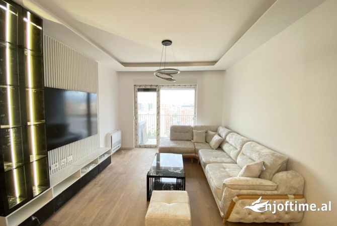 Shtepi me qera 2+1 ne Tirane - 800 Euro