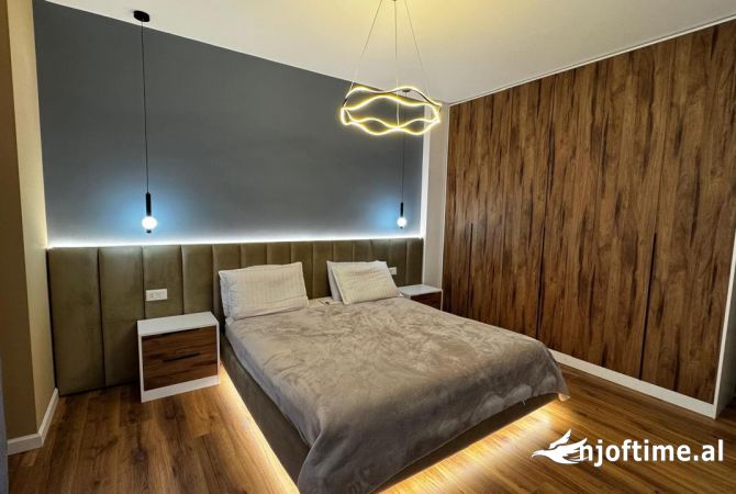 Shtepi me qera Apartament ne Tirane, 2+1, Mobilimi E mobiluar, Pagesa 750  Euro.