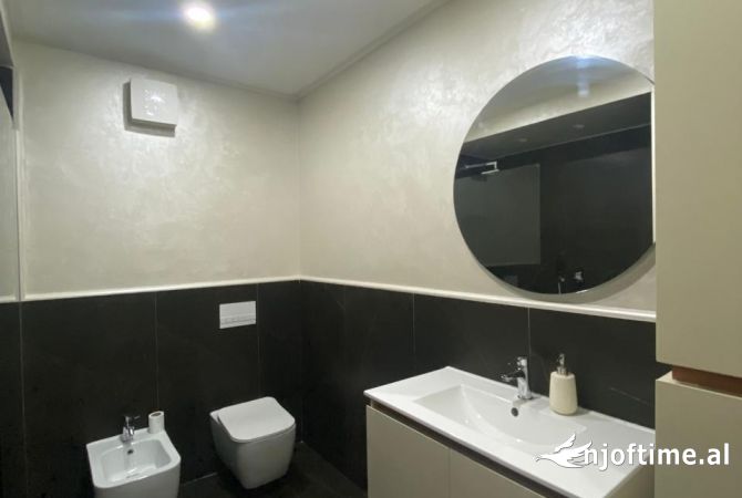 Shtepi me qera Apartament ne Tirane, Garsoniere, Mobilimi E mobiluar, Pagesa 400  Euro.