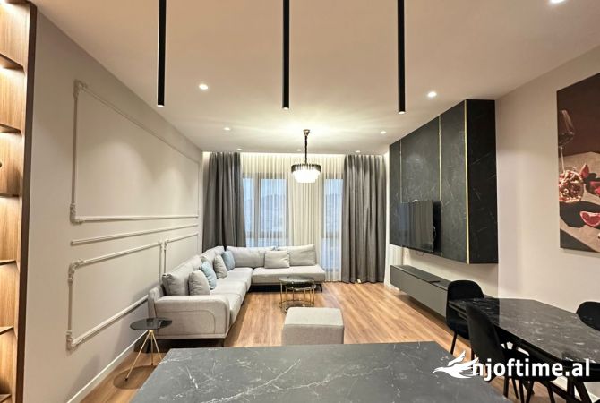 Shtepi me qera 2+1 ne Tirane - 1,300 Euro