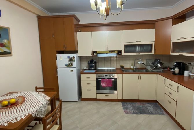 Shtepi ne shitje 1+1 ne Tirane - 159,000 Euro