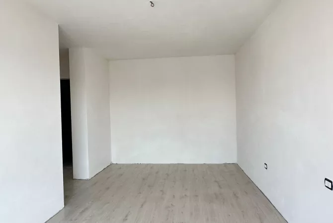 Apartment for sale in Tirana 2+1, Emty