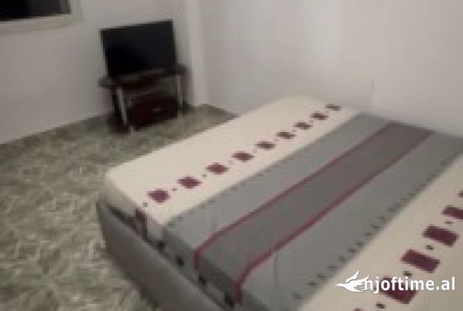 Shtepi me qera 2+1 ne Tirane - 55,000 Leke