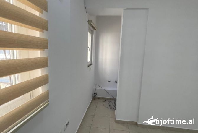 Ambient biznesi me qera 3+1 ne Tirane - 850 Euro