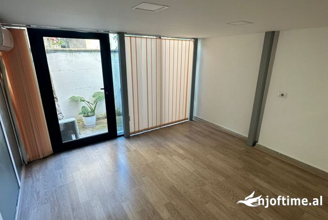 🆕 AMBJENT BIZNESI ME QERA NE KOMUNEN E PARISIT