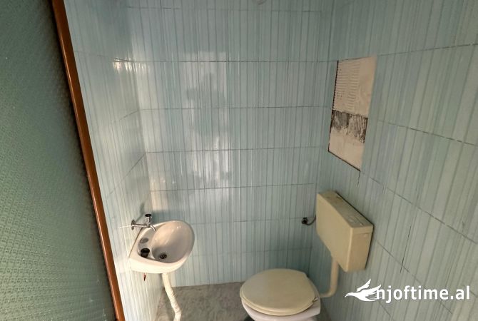 🆕 OKAZION : SHITET AMBJENT BIZNESI  prane Rruges se Durresit 🆕