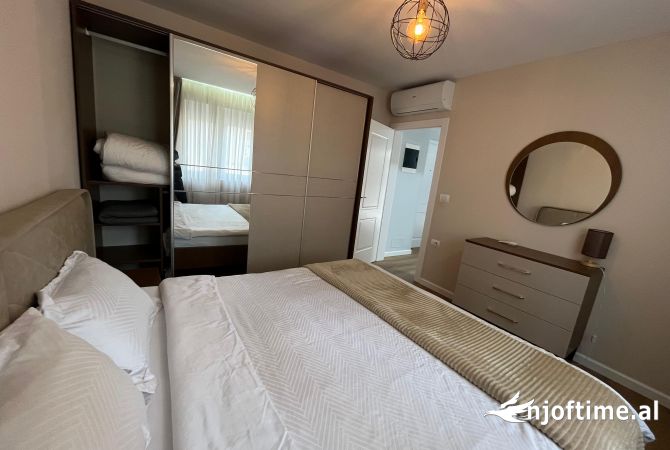 Shtepi me qera Apartament ne Tirane, 1+1, Mobilimi E mobiluar, Pagesa 650  Euro.