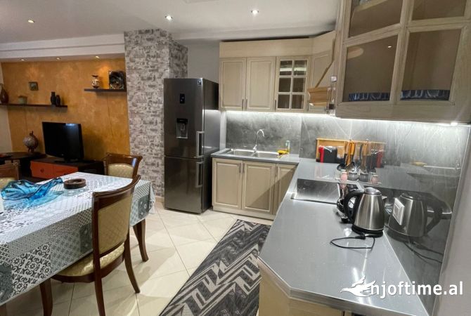 Apartment for rent in Tirana 2+1, Furnished
