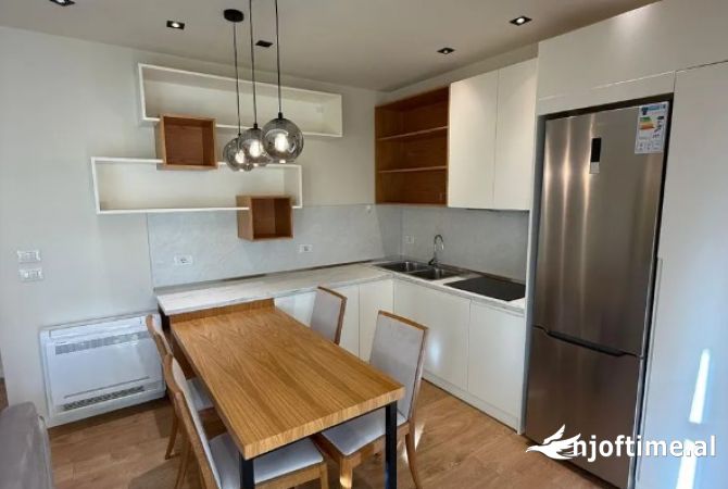 Shtepi me qera 1+1 ne Tirane - 750 Euro