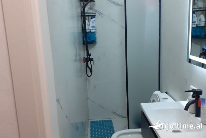 Shtepi ne shitje Apartament ne Durres, Garsoniere, Mobilimi E mobiluar, Pagesa 75,440  Euro.